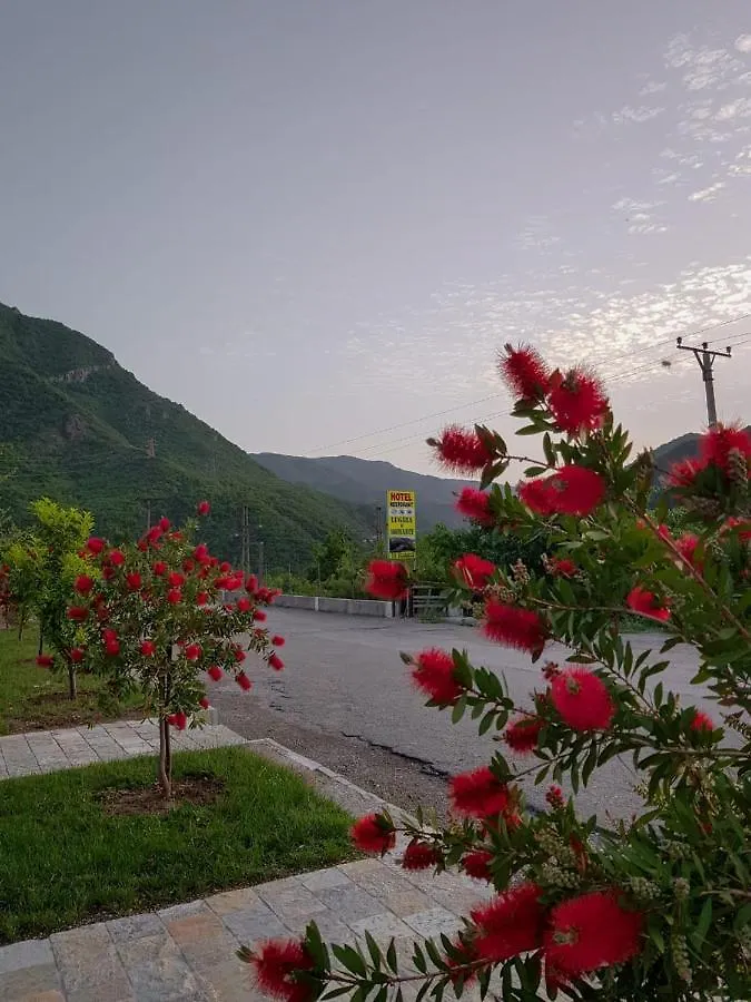 Lugina E Komanit Hotel