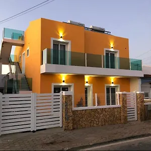 Pensión Orange